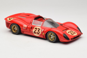 Ferrari 330 P4 #23 L. Bandini / C. Amon 24 Hours of Daytona Winner 1967 Revell 1:18 48833 Metaal — afbeelding 6 van 8