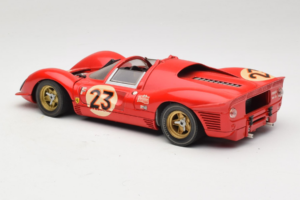 Ferrari 330 P4 #23 L. Bandini / C. Amon 24 Hours of Daytona Winner 1967 Revell 1:18 48833 Metaal — afbeelding 7 van 8