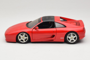 Ferrari F355 GTS Rood UT Models 1:18 22111 Metaal — afbeelding 4 van 8