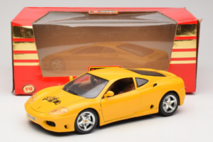 Ferrari 360 Modena 25 Jahre FMC Geel Bburago 1:18 3358-Y1 Metaal — afbeelding 8 van 8