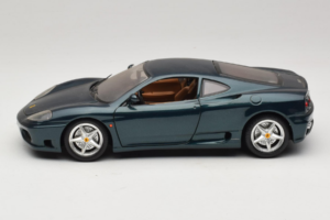 Ferrari 360 Modena Donkergroen Metallic Bburago 1:18 3358-G2 Metaal — afbeelding 3 van 7