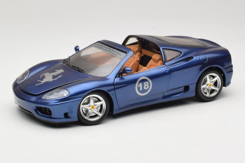Ferrari 360 Modena Targa Limited Edition 333 stuks Paars Metallic Bburago 1:18 3348-F1 Metaal
