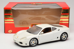 Ferrari 360 Modena Wit Bburago 1:18 3368-W1 Metaal — afbeelding 8 van 8