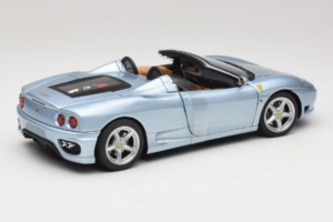 Ferrari 360 Spider Blauw The Italian Job Hot Wheels 1:18 P9905 Metaal — afbeelding 2 van 6