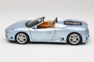 Ferrari 360 Spider Blauw The Italian Job Hot Wheels 1:18 P9905 Metaal — afbeelding 3 van 6