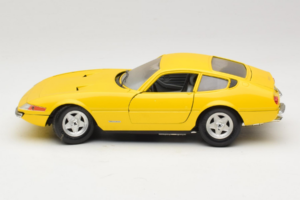 Ferrari 365 GTB/4 Daytona Geel Techno Giodi 1:18 40011-Y1 Metaal — afbeelding 3 van 7
