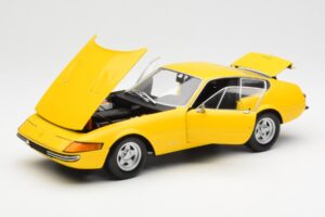 Ferrari 365 GTB/4 Daytona Geel Kyosho 1:18 08162Y Metaal — afbeelding 2 van 8