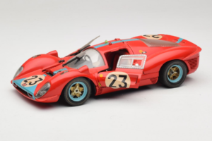 Ferrari 412P #23 W. Mairesse / J. Beurlys Le Mans 1967 Rood Revell 1:18 48826 Metaal — afbeelding 2 van 8
