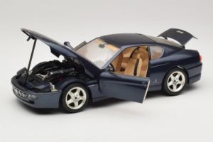 Ferrari 456 GT Blauw Bburago 1:18 3036-B1 Metaal — afbeelding 2 van 8