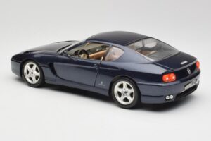 Ferrari 456 GT Blauw Bburago 1:18 3036 Metaal — afbeelding 4 van 8