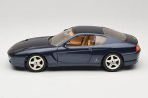 Ferrari 456 GT Blauw Bburago 1:18 3036-B1 Metaal — afbeelding 4 van 8
