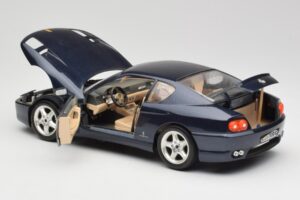 Ferrari 456 GT Blauw Bburago 1:18 3036 Metaal — afbeelding 7 van 8