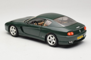 Ferrari 456 GT Donkergroen Bburago 1:18 3046-GR1 Metaal — afbeelding 7 van 8