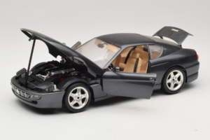 Ferrari 456 GT Grijs Metallic Bburago 1:18 3036-G1 Metaal — afbeelding 2 van 8