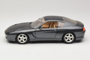 Ferrari 456 GT Grijs Metallic Bburago 1:18 3036-G1 Metaal — afbeelding 4 van 8