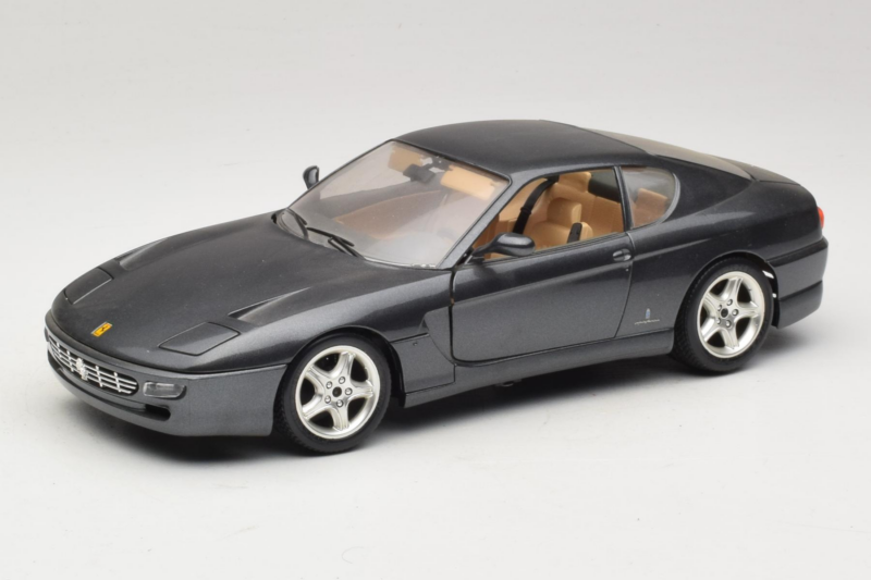Ferrari 456 GT Grijs Metallic Bburago 1:18 3036-G1 Metaal