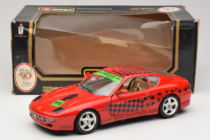 Ferrari 456 GT Interconti Car HiFi Rood Bburago 1:18 3036-D Metaal — afbeelding 8 van 8