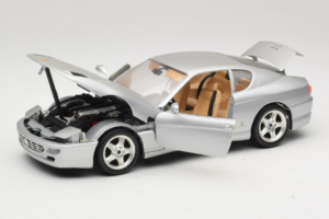 Ferrari 456 GT Zilver Bburago 1:18 3336-S1 Metaal — afbeelding 2 van 8