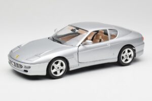 Ferrari 456 GT Zilver Bburago 1:18 3036-M2 Metaal