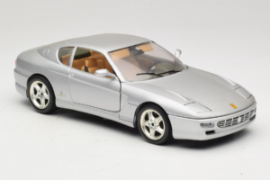 Ferrari 456 GT Zilver Bburago 1:18 3336-S1 Metaal — afbeelding 6 van 8