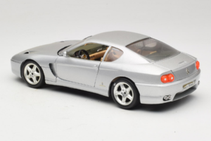 Ferrari 456 GT Zilver Bburago 1:18 3336-S1 Metaal — afbeelding 7 van 8