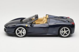 Ferrari 458 Italia Spider Dark Blue Metallic Hot Wheels 1:18 X5529 Metaal — afbeelding 4 van 8
