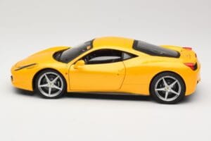 Ferrari 458 Italia Geel Hot Wheels 1:18 P9894 Metaal — afbeelding 4 van 8