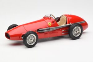 Ferrari 500 F2 #1 A. Ascari F1 Double World Champion 1952-1953 CMC 1:18 M-056 Metaal