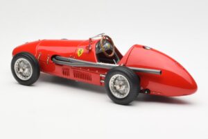 Ferrari 500 F2 #1 A. Ascari F1 Double World Champion 1952-1953 CMC 1:18 M-056 Metaal — afbeelding 5 van 6