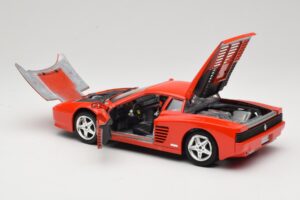 Ferrari 512 TR Rood Mira 1:18 6144 Metaal — afbeelding 5 van 8
