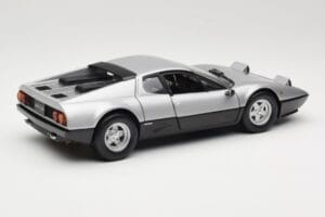 Ferrari 512BB Zilver Kyosho 1:18 08171S Metaal — afbeelding 3 van 8