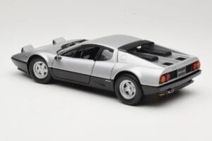 Ferrari 512BB Zilver Kyosho 1:18 08171S Metaal — afbeelding 7 van 8