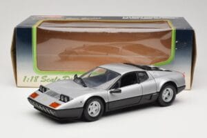 Ferrari 512BB Zilver Kyosho 1:18 08171S Metaal — afbeelding 8 van 8