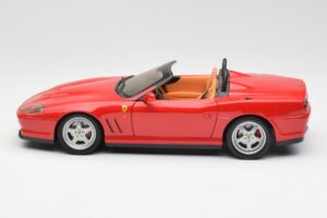 Ferrari 550 Barchetta Pininfarina Rood Bburago 1:18 327660 Metaal — afbeelding 4 van 8