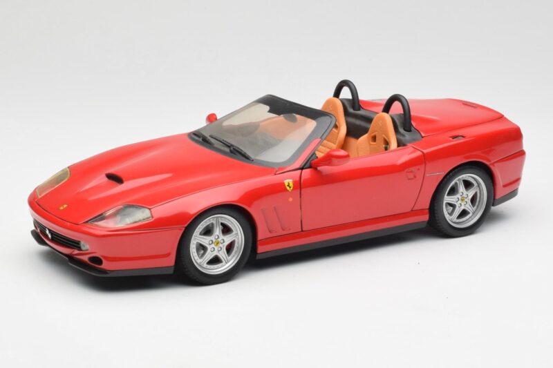 Ferrari 550 Barchetta Pininfarina Rood Bburago 1:18 327660 Metaal