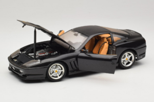 Ferrari 550 Maranello Zwart Metallic Bburago 1:18 3344-B1 Metaal — afbeelding 2 van 8