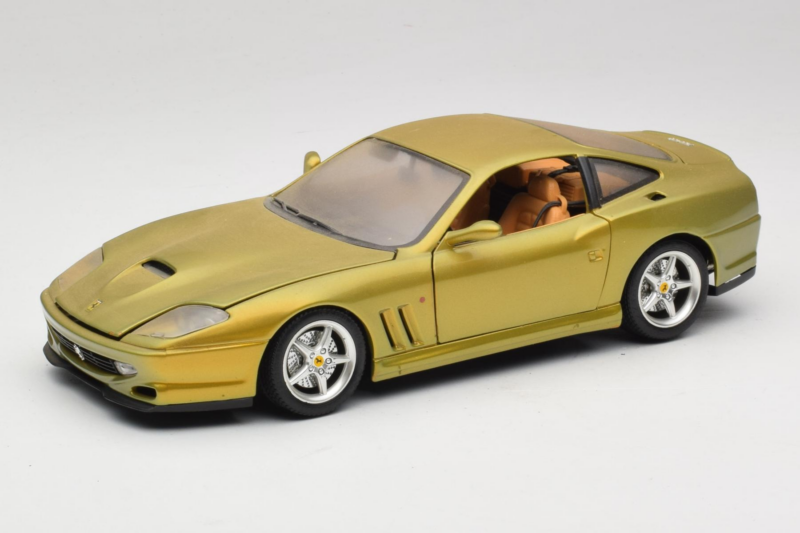 Ferrari 550 Maranello Gold Metallic Braccio & Gotz Bburago 1:18 3044-G1 Metaal