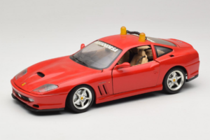 Ferrari 550 Maranello Safety Car Rosso Corsa Bburago 1:18 3064-P1 Metaal