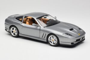 Ferrari 550 Maranello Zilver Bburago 1:18 3344 Metaal — afbeelding 6 van 8