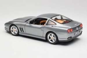 Ferrari 550 Maranello Zilver Bburago 1:18 3344 Metaal — afbeelding 7 van 8