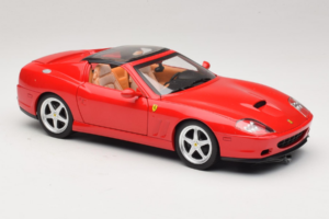 Ferrari 575M Superamerica Rood Hot Wheels 1:18 J2858 Metaal — afbeelding 6 van 8