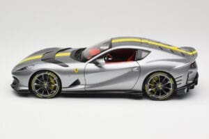 Ferrari 812 Competizione Grigio Coburn Bburago 1:18 18-01647 Metaal — afbeelding 4 van 8