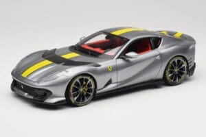 Ferrari 812 Competizione Grigio Coburn Bburago 1:18 18-01647 Metaal