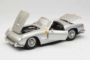 Ferrari California Cabriolet Zilver Tonka 1:18 01109-S1 Metaal — afbeelding 2 van 8