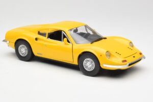 Ferrari Dino 246 GT Geel Anson 1:18 30301W Metaal — afbeelding 6 van 8