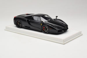 Ferrari Enzo Zwart AB Models 1:18 REMC008 Hars — afbeelding 4 van 6