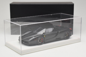 Ferrari Enzo Zwart AB Models 1:18 REMC008 Hars — afbeelding 6 van 6
