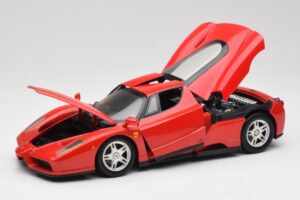Ferrari Enzo Rood Hot Wheels 1:18 56293 Metaal — afbeelding 2 van 8