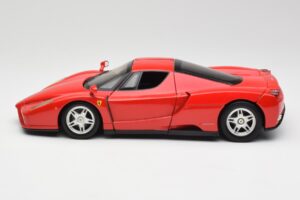 Ferrari Enzo Rood Hot Wheels 1:18 56293 Metaal — afbeelding 4 van 8