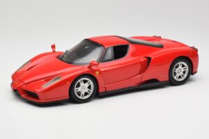 Ferrari Enzo Rood Hot Wheels 1:18 56293 Metaal